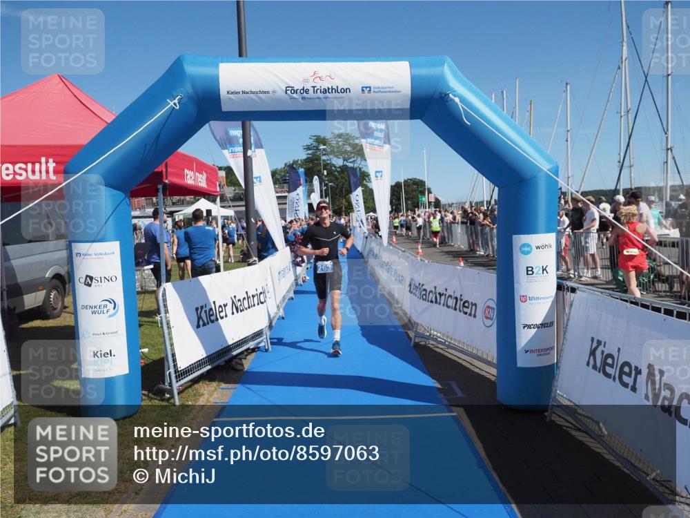 17.08.2025 - KN Förde Triathlon 2025 MichiJ http://msf.ph/oto/8597063 17.08.2025 12:07:26 Laufen 263 meine-sportfotos.de
