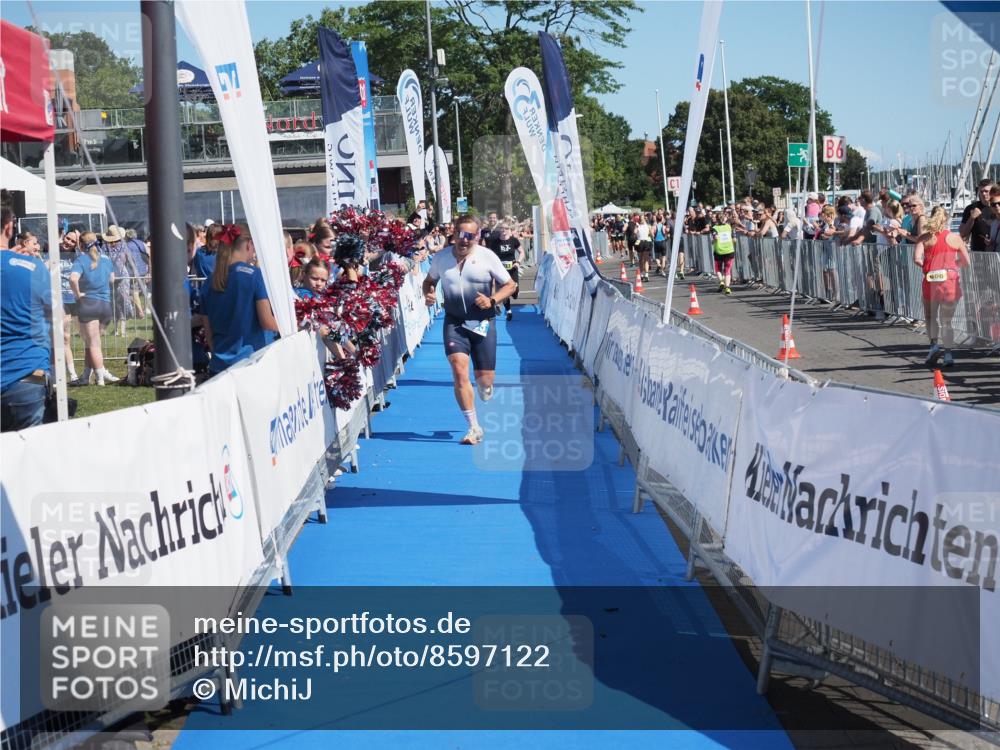 17.08.2025 - KN Förde Triathlon 2025 MichiJ http://msf.ph/oto/8597122 17.08.2025 12:07:32 Laufen 263, 323 meine-sportfotos.de