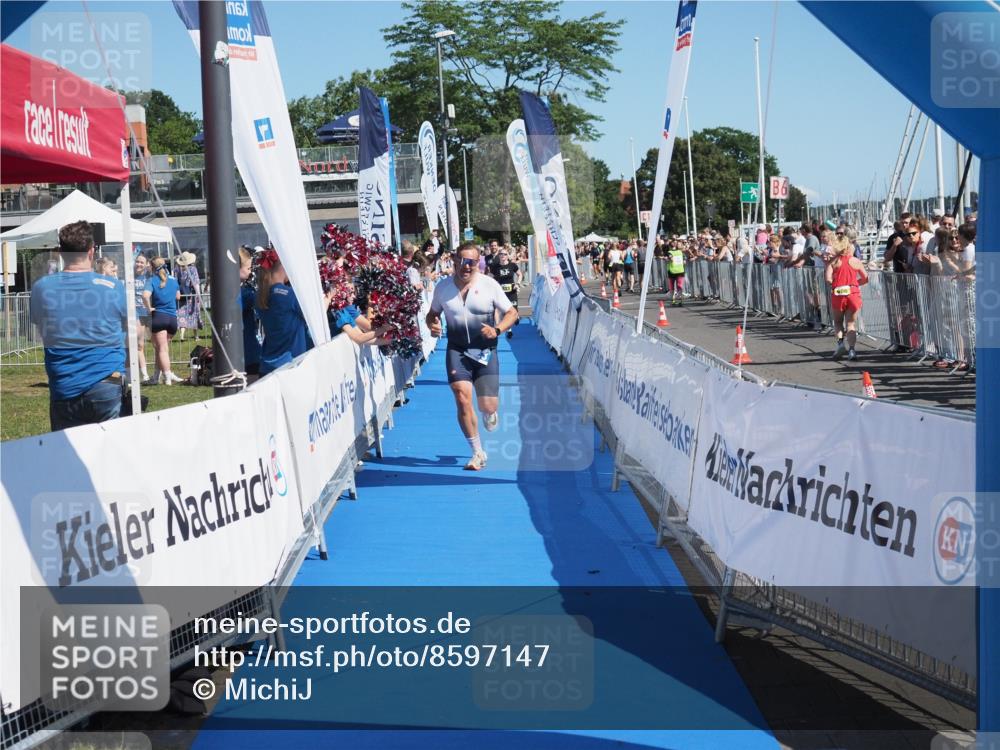 17.08.2025 - KN Förde Triathlon 2025 MichiJ http://msf.ph/oto/8597147 17.08.2025 12:07:33 Laufen 263, 323 meine-sportfotos.de