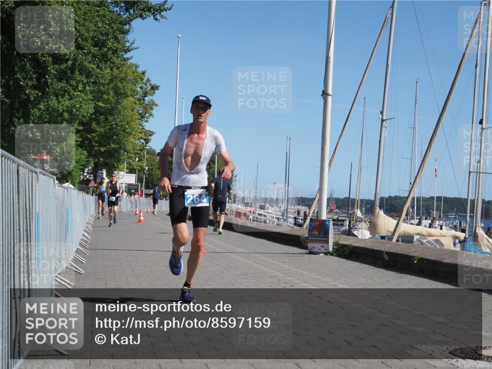 17.08.2025 - KN Förde Triathlon 2025 KatJ http://msf.ph/oto/8597159 17.08.2025 11:45:45 Laufen 264 meine-sportfotos.de