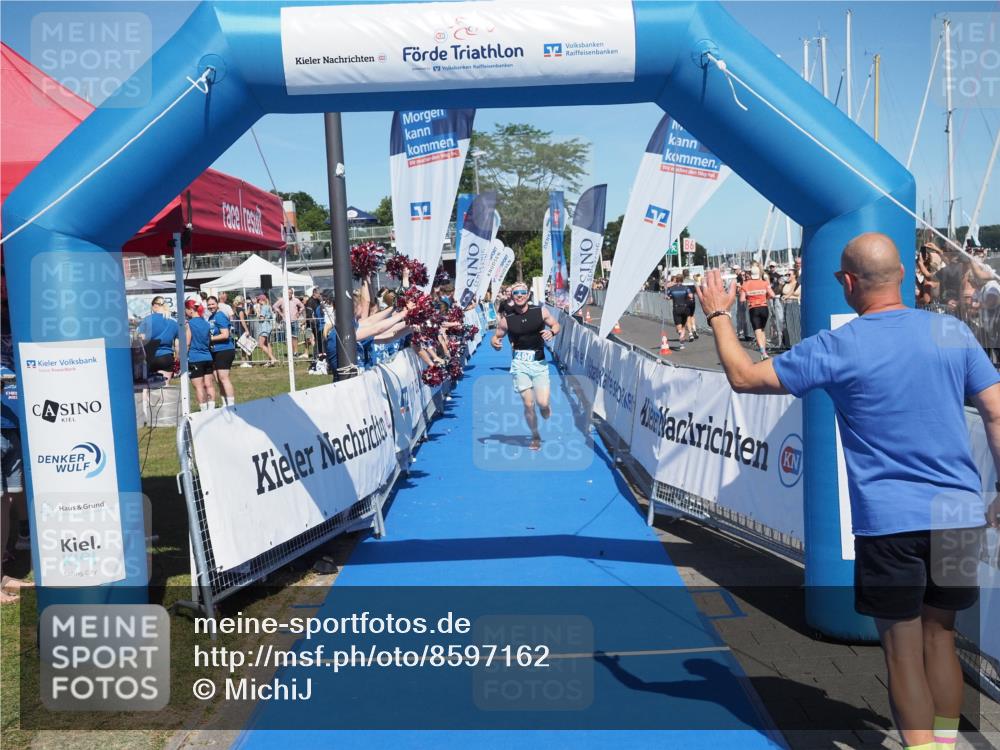 17.08.2025 - KN Förde Triathlon 2025 MichiJ http://msf.ph/oto/8597162 17.08.2025 13:59:18 Laufen 479, 490 meine-sportfotos.de