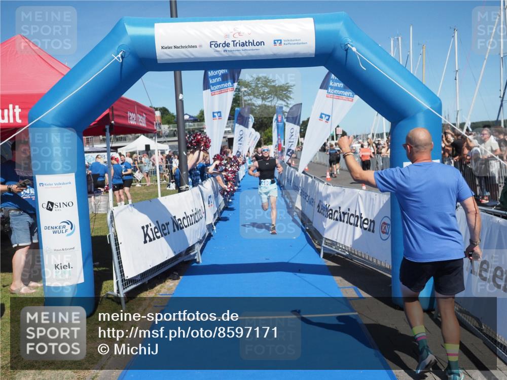17.08.2025 - KN Förde Triathlon 2025 MichiJ http://msf.ph/oto/8597171 17.08.2025 13:59:18 Laufen 479, 490 meine-sportfotos.de