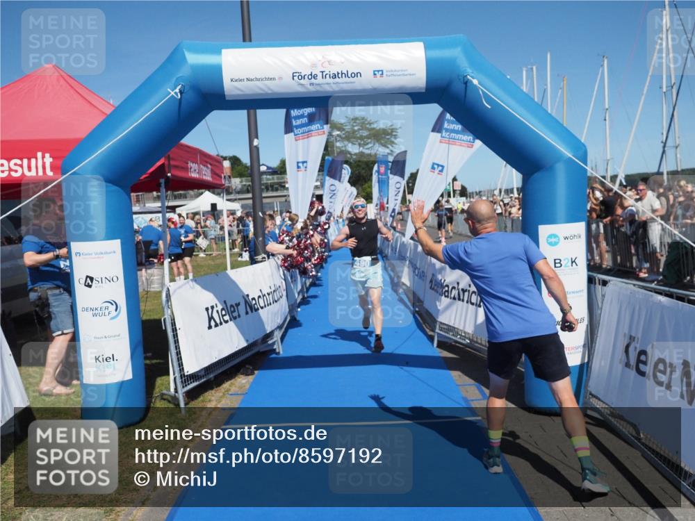 17.08.2025 - KN Förde Triathlon 2025 MichiJ http://msf.ph/oto/8597192 17.08.2025 13:59:19 Laufen 479, 490 meine-sportfotos.de
