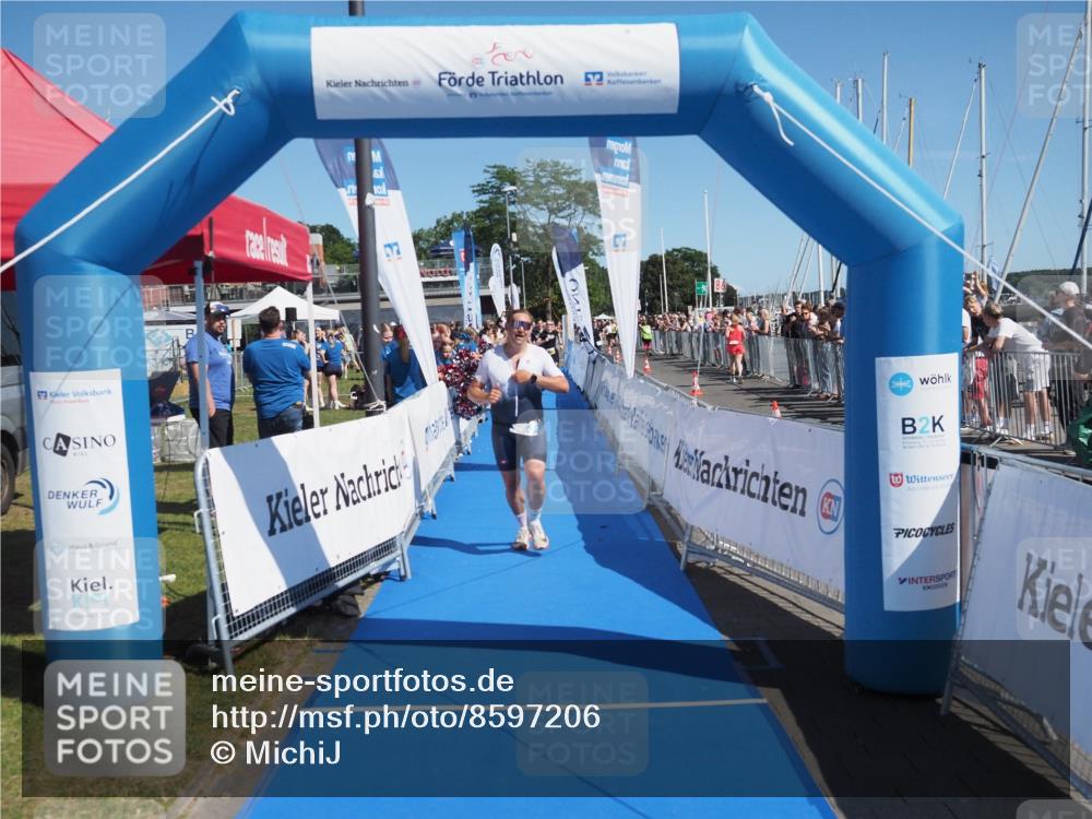 17.08.2025 - KN Förde Triathlon 2025 MichiJ http://msf.ph/oto/8597206 17.08.2025 12:07:35 Laufen 323 meine-sportfotos.de