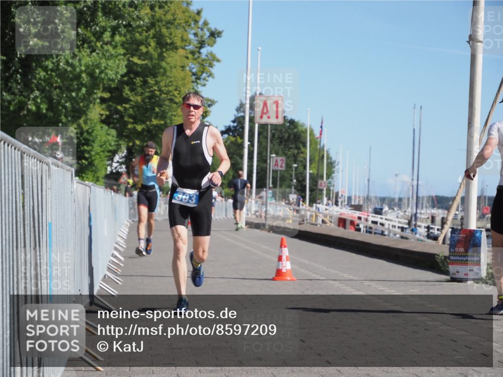 17.08.2025 - KN Förde Triathlon 2025 KatJ http://msf.ph/oto/8597209 17.08.2025 11:45:52 Laufen 303, 310 meine-sportfotos.de