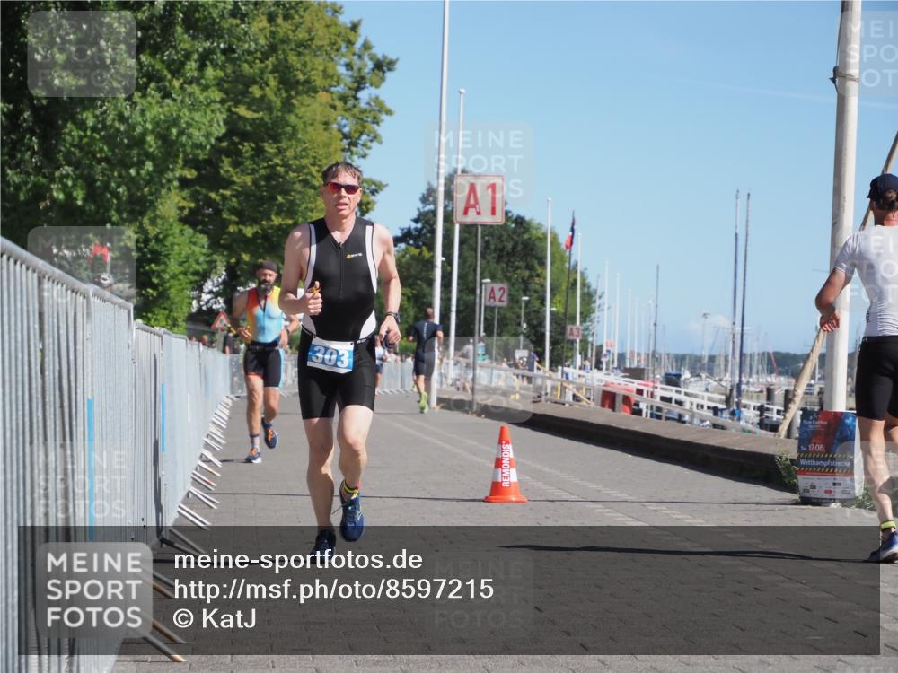 17.08.2025 - KN Förde Triathlon 2025 KatJ http://msf.ph/oto/8597215 17.08.2025 11:45:52 Laufen 303, 310 meine-sportfotos.de