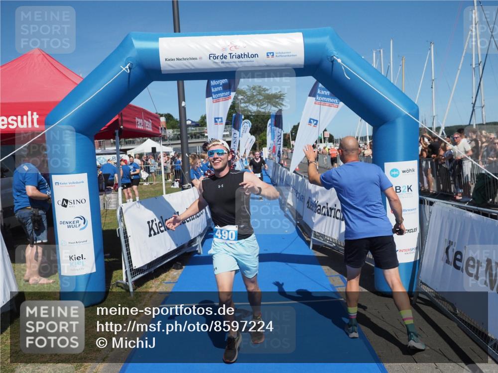 17.08.2025 - KN Förde Triathlon 2025 MichiJ http://msf.ph/oto/8597224 17.08.2025 13:59:20 Laufen 479, 490 meine-sportfotos.de