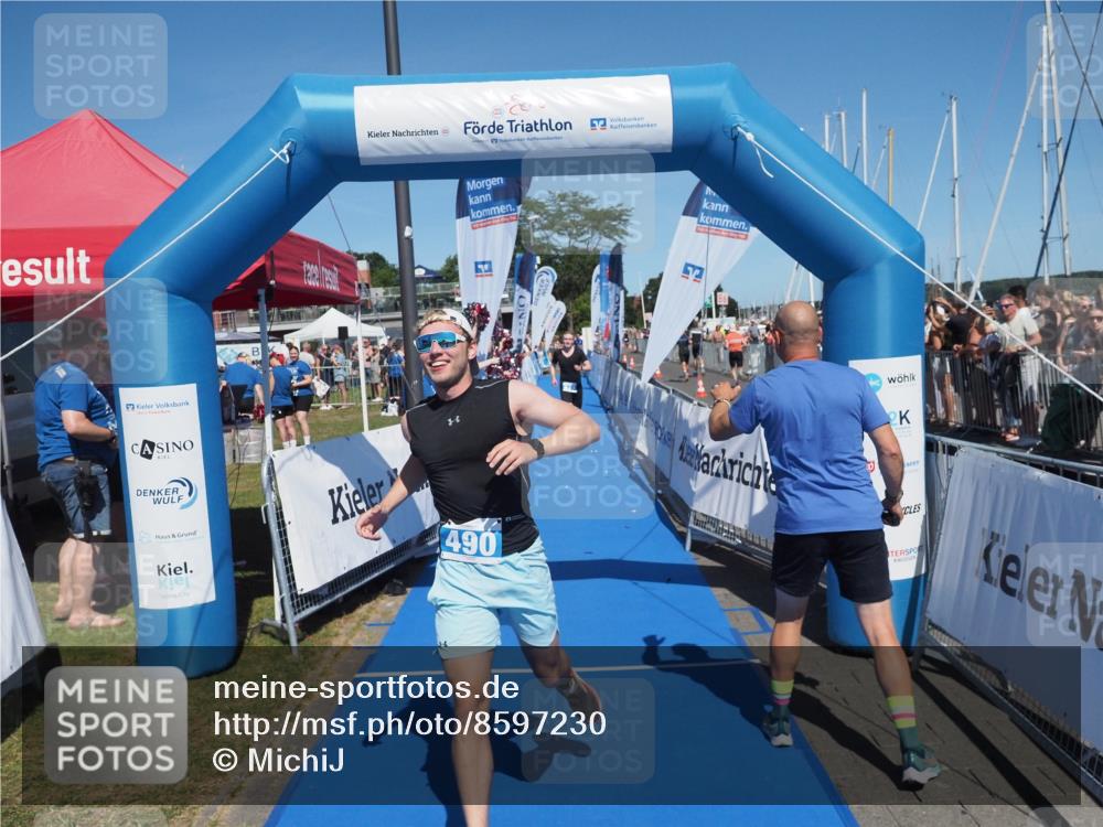 17.08.2025 - KN Förde Triathlon 2025 MichiJ http://msf.ph/oto/8597230 17.08.2025 13:59:20 Laufen 479, 490 meine-sportfotos.de
