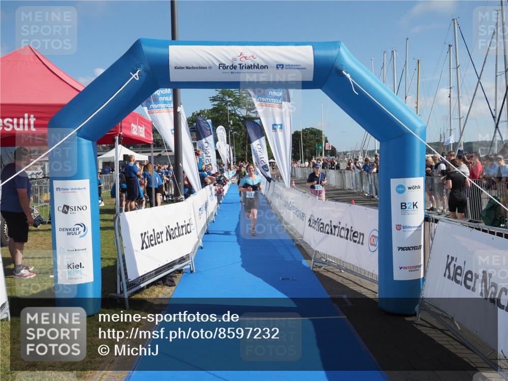 17.08.2025 - KN Förde Triathlon 2025 MichiJ http://msf.ph/oto/8597232 17.08.2025 10:42:57 Laufen 211 meine-sportfotos.de