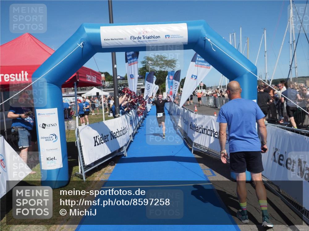 17.08.2025 - KN Förde Triathlon 2025 MichiJ http://msf.ph/oto/8597258 17.08.2025 13:59:21 Laufen 479, 490 meine-sportfotos.de