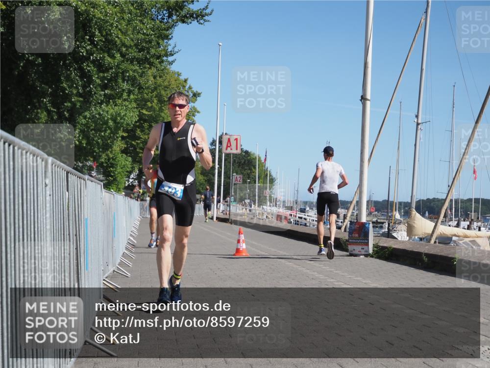 17.08.2025 - KN Förde Triathlon 2025 KatJ http://msf.ph/oto/8597259 17.08.2025 11:45:53 Laufen 303, 310 meine-sportfotos.de