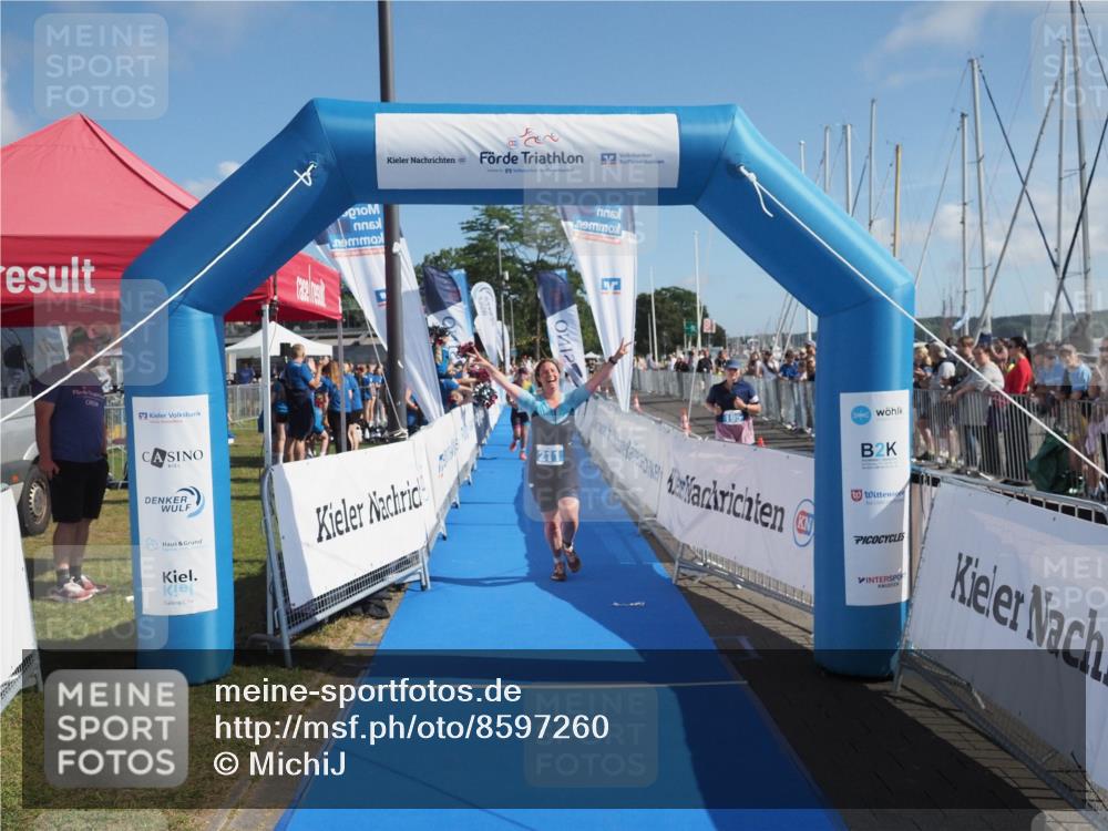 17.08.2025 - KN Förde Triathlon 2025 MichiJ http://msf.ph/oto/8597260 17.08.2025 10:42:58 Laufen 184, 211 meine-sportfotos.de