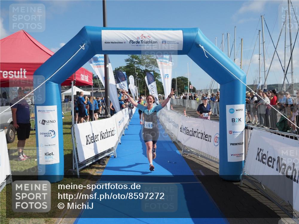 17.08.2025 - KN Förde Triathlon 2025 MichiJ http://msf.ph/oto/8597272 17.08.2025 10:42:59 Laufen 184, 211 meine-sportfotos.de