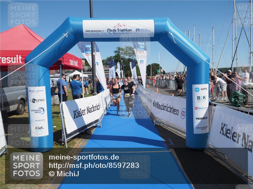 17.08.2025 - KN Förde Triathlon 2025 MichiJ http://msf.ph/oto/8597283 17.08.2025 12:07:39 Laufen 323, 633 meine-sportfotos.de
