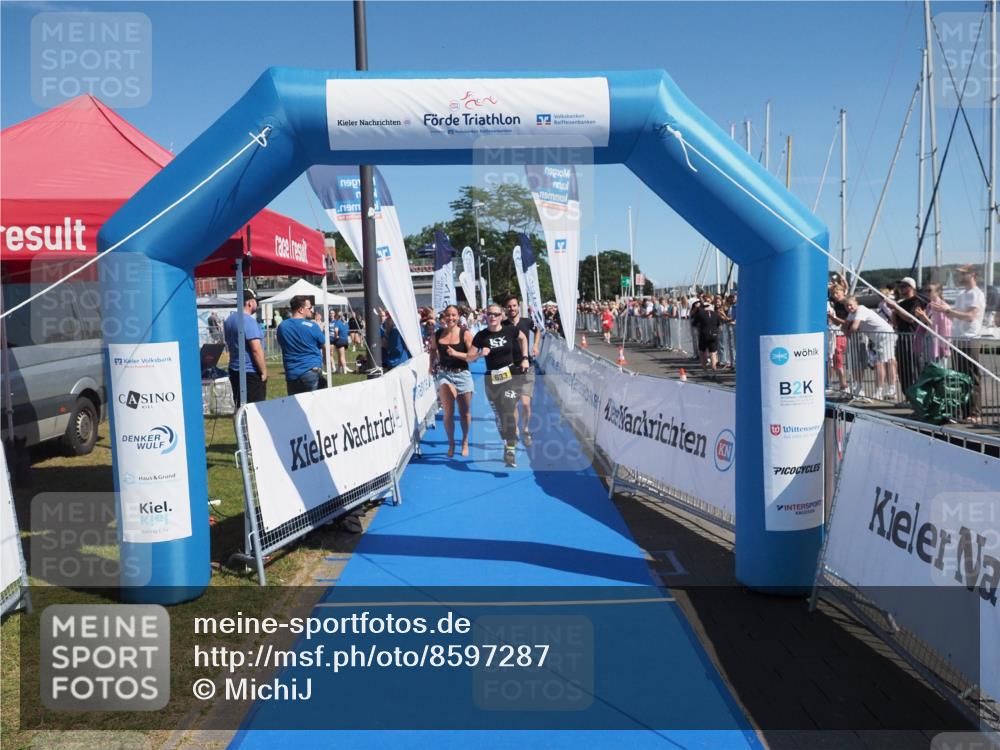 17.08.2025 - KN Förde Triathlon 2025 MichiJ http://msf.ph/oto/8597287 17.08.2025 12:07:39 Laufen 323, 633 meine-sportfotos.de