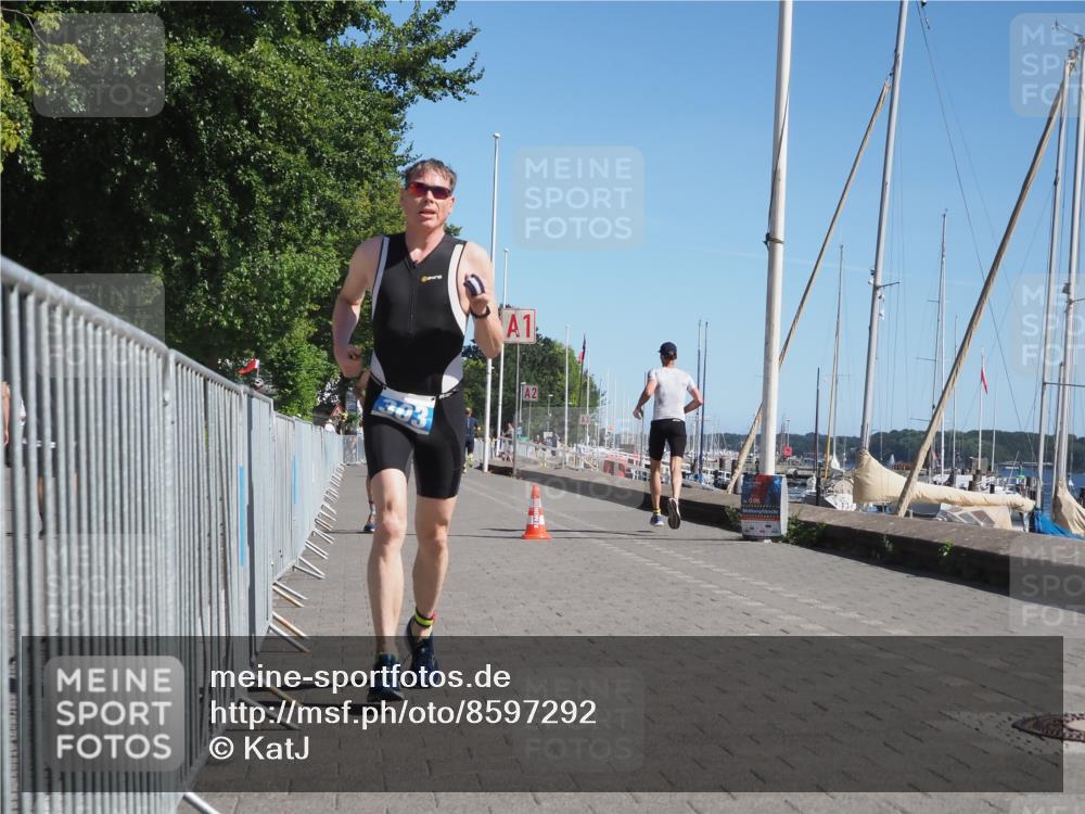 17.08.2025 - KN Förde Triathlon 2025 KatJ http://msf.ph/oto/8597292 17.08.2025 11:45:54 Laufen 303, 310 meine-sportfotos.de