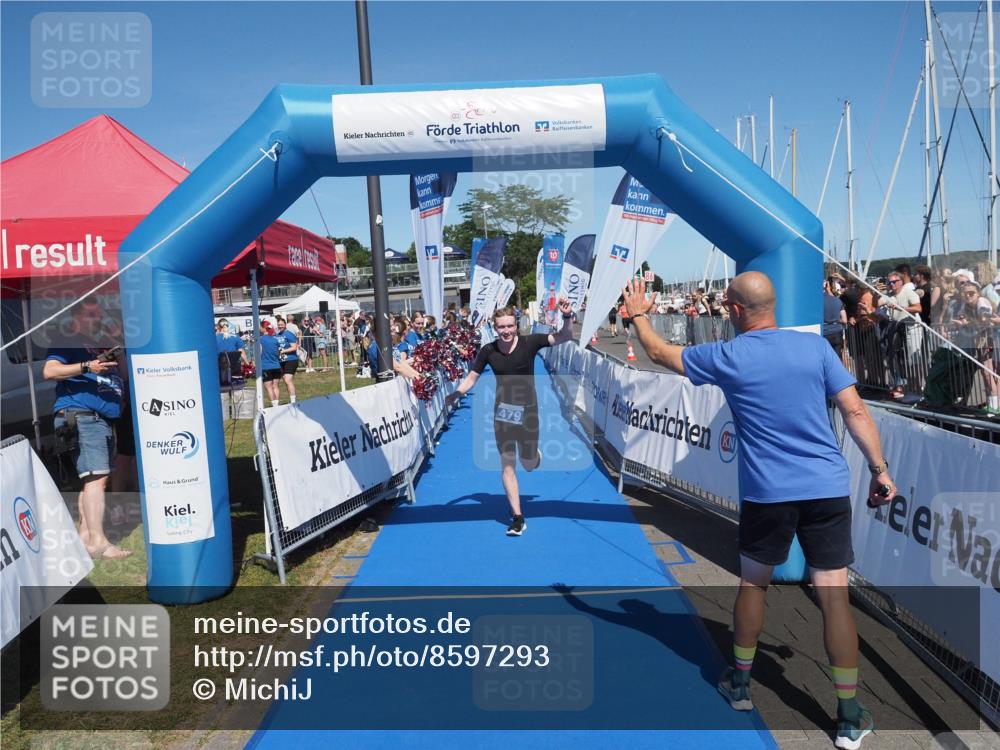 17.08.2025 - KN Förde Triathlon 2025 MichiJ http://msf.ph/oto/8597293 17.08.2025 13:59:22 Laufen 479, 490 meine-sportfotos.de