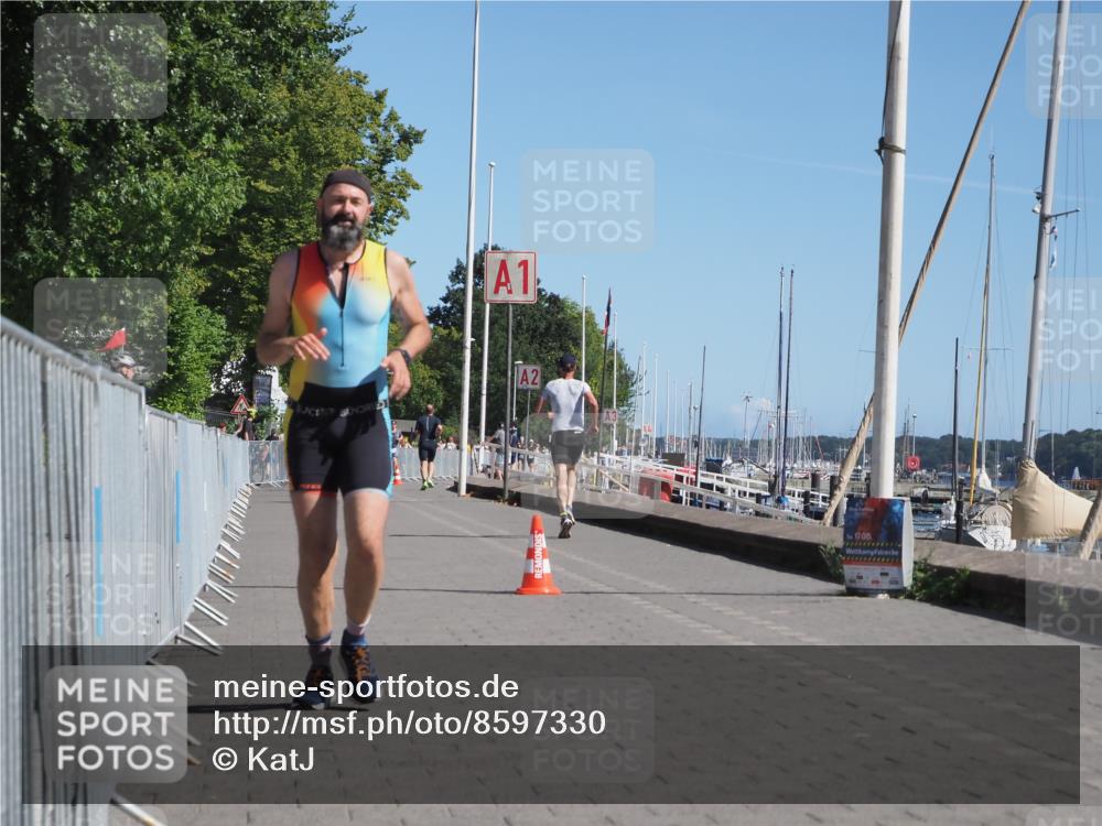 17.08.2025 - KN Förde Triathlon 2025 KatJ http://msf.ph/oto/8597330 17.08.2025 11:45:57 Laufen 303, 310 meine-sportfotos.de