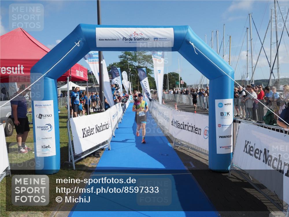 17.08.2025 - KN Förde Triathlon 2025 MichiJ http://msf.ph/oto/8597333 17.08.2025 10:43:02 Laufen 184, 211 meine-sportfotos.de