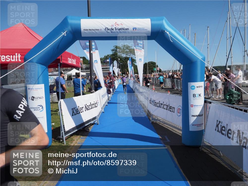 17.08.2025 - KN Förde Triathlon 2025 MichiJ http://msf.ph/oto/8597339 17.08.2025 12:07:42 Laufen 633 meine-sportfotos.de