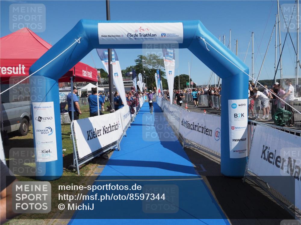 17.08.2025 - KN Förde Triathlon 2025 MichiJ http://msf.ph/oto/8597344 17.08.2025 12:07:42 Laufen 633 meine-sportfotos.de