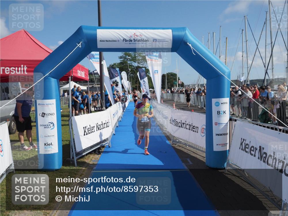 17.08.2025 - KN Förde Triathlon 2025 MichiJ http://msf.ph/oto/8597353 17.08.2025 10:43:02 Laufen 184, 211 meine-sportfotos.de