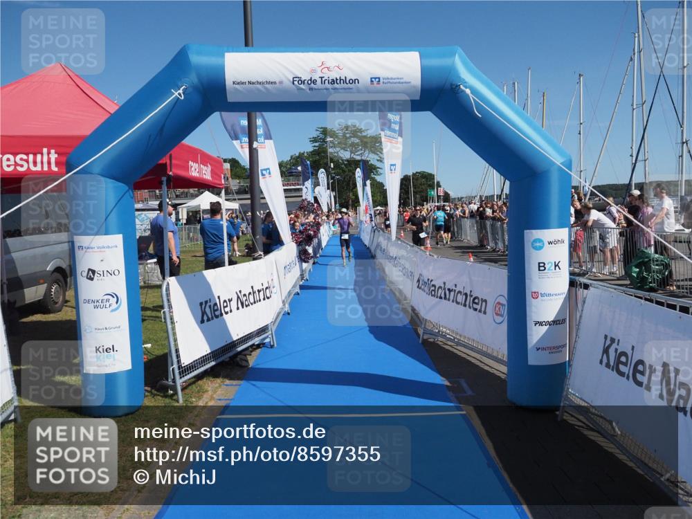 17.08.2025 - KN Förde Triathlon 2025 MichiJ http://msf.ph/oto/8597355 17.08.2025 12:07:42 Laufen 633 meine-sportfotos.de