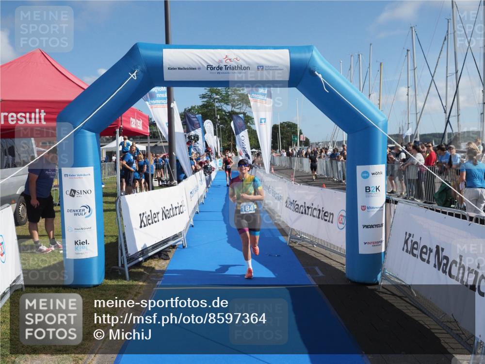 17.08.2025 - KN Förde Triathlon 2025 MichiJ http://msf.ph/oto/8597364 17.08.2025 10:43:03 Laufen 184, 211, 237 meine-sportfotos.de