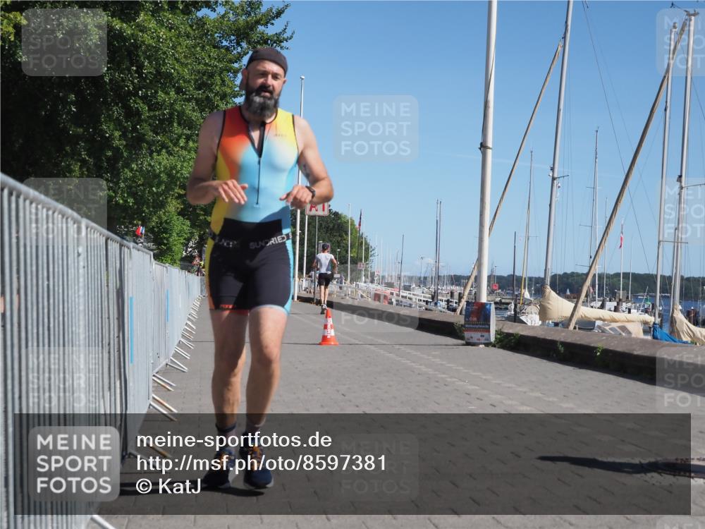 17.08.2025 - KN Förde Triathlon 2025 KatJ http://msf.ph/oto/8597381 17.08.2025 11:45:59 Laufen 310 meine-sportfotos.de