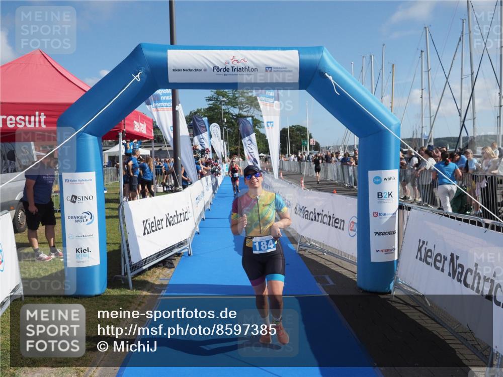 17.08.2025 - KN Förde Triathlon 2025 MichiJ http://msf.ph/oto/8597385 17.08.2025 10:43:04 Laufen 184, 211, 237 meine-sportfotos.de