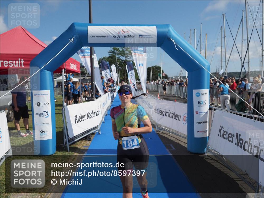 17.08.2025 - KN Förde Triathlon 2025 MichiJ http://msf.ph/oto/8597397 17.08.2025 10:43:04 Laufen 184, 211, 237 meine-sportfotos.de