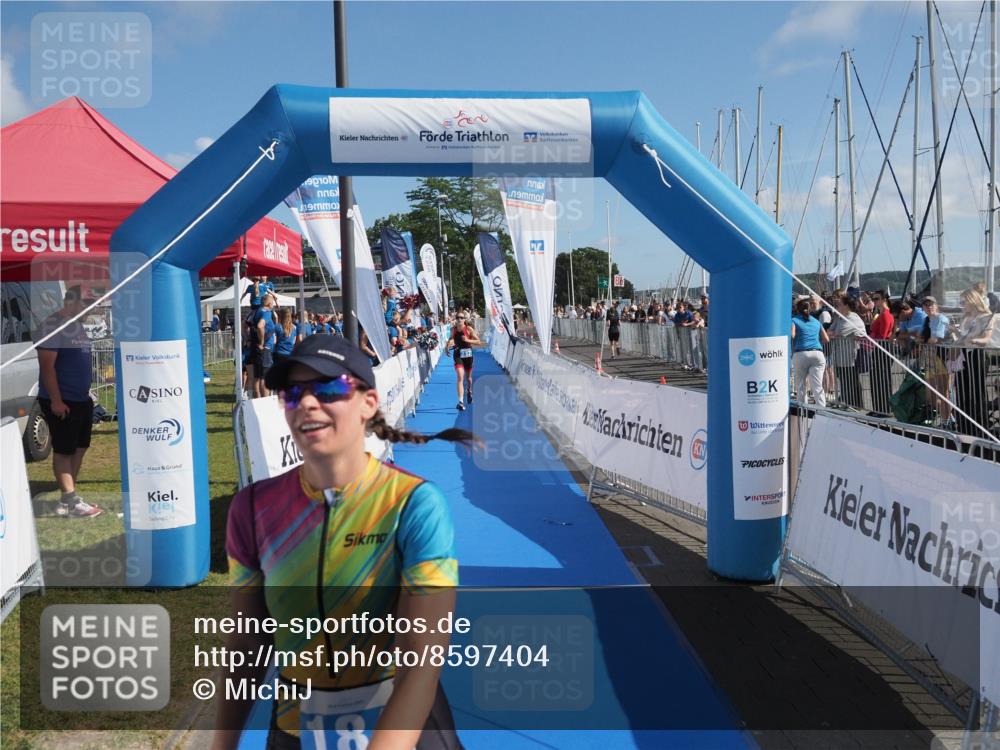 17.08.2025 - KN Förde Triathlon 2025 MichiJ http://msf.ph/oto/8597404 17.08.2025 10:43:05 Laufen 184, 237 meine-sportfotos.de