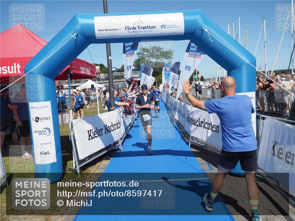 17.08.2025 - KN Förde Triathlon 2025 MichiJ http://msf.ph/oto/8597417 17.08.2025 13:59:30 Laufen 459, 480 meine-sportfotos.de