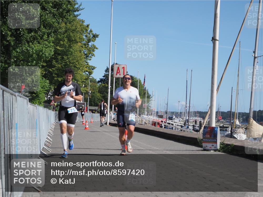 17.08.2025 - KN Förde Triathlon 2025 KatJ http://msf.ph/oto/8597420 17.08.2025 11:46:13 Laufen 269, 323 meine-sportfotos.de