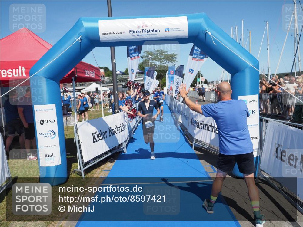 17.08.2025 - KN Förde Triathlon 2025 MichiJ http://msf.ph/oto/8597421 17.08.2025 13:59:30 Laufen 459, 480 meine-sportfotos.de
