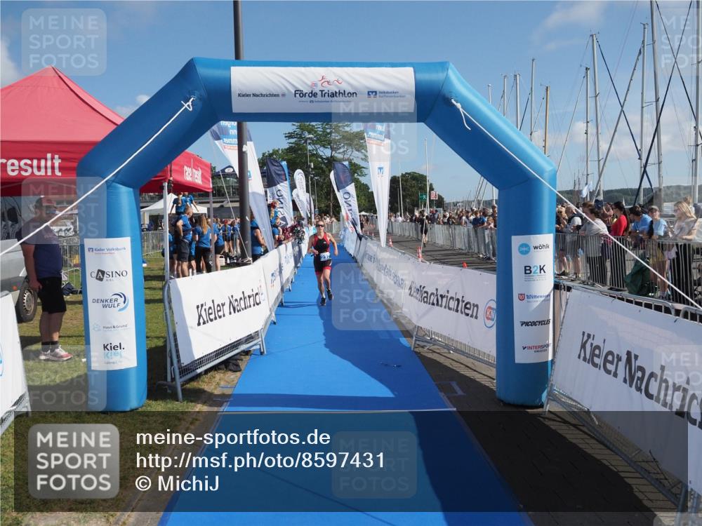 17.08.2025 - KN Förde Triathlon 2025 MichiJ http://msf.ph/oto/8597431 17.08.2025 10:43:06 Laufen 184, 237 meine-sportfotos.de
