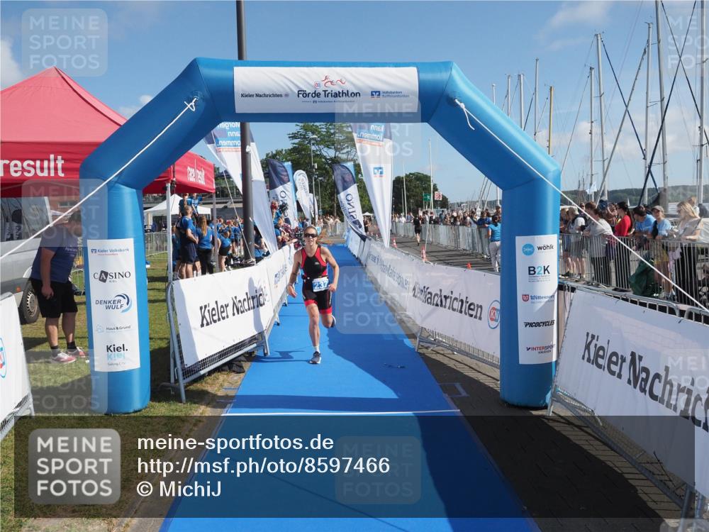 17.08.2025 - KN Förde Triathlon 2025 MichiJ http://msf.ph/oto/8597466 17.08.2025 10:43:07 Laufen 184, 237 meine-sportfotos.de
