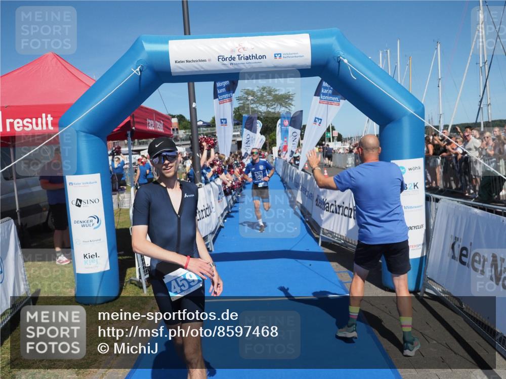 17.08.2025 - KN Förde Triathlon 2025 MichiJ http://msf.ph/oto/8597468 17.08.2025 13:59:31 Laufen 459, 480 meine-sportfotos.de