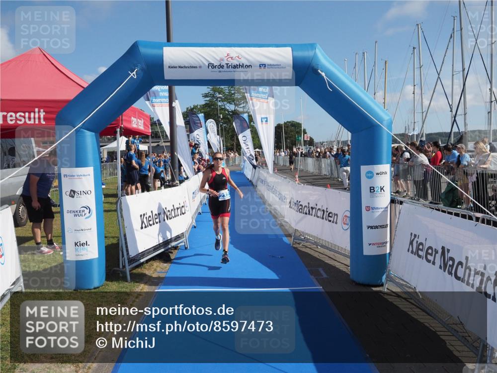 17.08.2025 - KN Förde Triathlon 2025 MichiJ http://msf.ph/oto/8597473 17.08.2025 10:43:07 Laufen 184, 237 meine-sportfotos.de