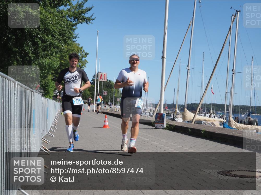 17.08.2025 - KN Förde Triathlon 2025 KatJ http://msf.ph/oto/8597474 17.08.2025 11:46:15 Laufen 269, 323 meine-sportfotos.de
