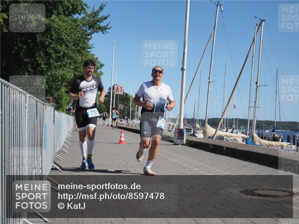 17.08.2025 - KN Förde Triathlon 2025 KatJ http://msf.ph/oto/8597478 17.08.2025 11:46:15 Laufen 269, 323 meine-sportfotos.de