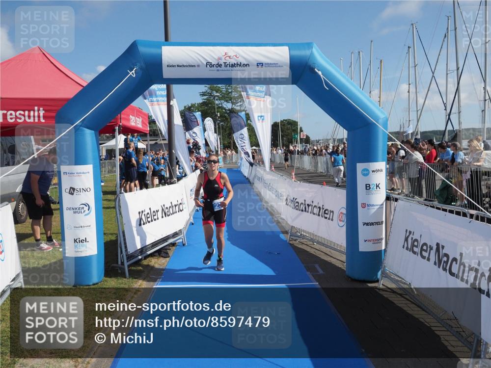17.08.2025 - KN Förde Triathlon 2025 MichiJ http://msf.ph/oto/8597479 17.08.2025 10:43:08 Laufen 184, 237 meine-sportfotos.de