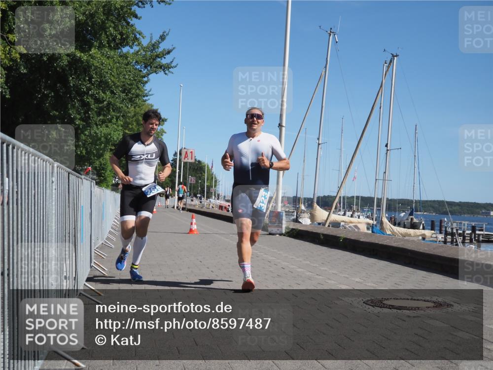 17.08.2025 - KN Förde Triathlon 2025 KatJ http://msf.ph/oto/8597487 17.08.2025 11:46:16 Laufen 269, 323 meine-sportfotos.de