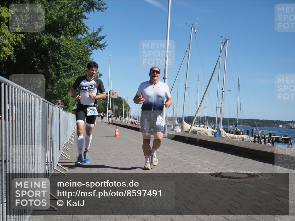 17.08.2025 - KN Förde Triathlon 2025 KatJ http://msf.ph/oto/8597491 17.08.2025 11:46:16 Laufen 269, 323 meine-sportfotos.de