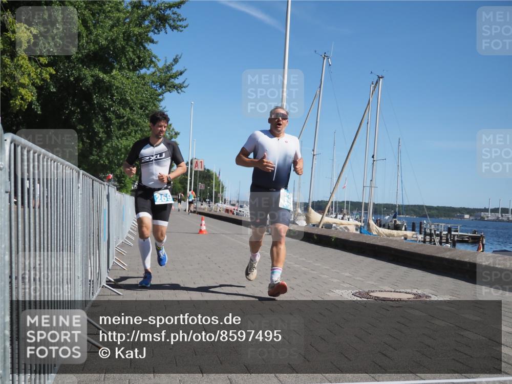 17.08.2025 - KN Förde Triathlon 2025 KatJ http://msf.ph/oto/8597495 17.08.2025 11:46:16 Laufen 269, 323 meine-sportfotos.de