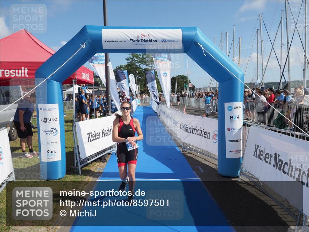 17.08.2025 - KN Förde Triathlon 2025 MichiJ http://msf.ph/oto/8597501 17.08.2025 10:43:08 Laufen 184, 237 meine-sportfotos.de