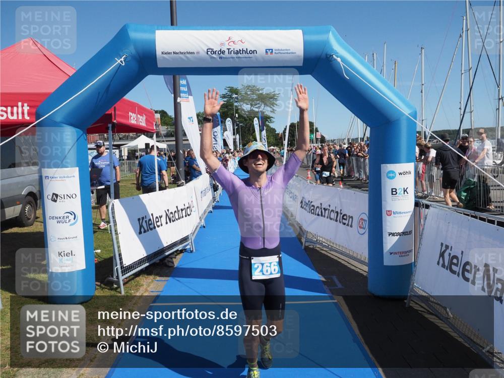17.08.2025 - KN Förde Triathlon 2025 MichiJ http://msf.ph/oto/8597503 17.08.2025 12:07:49 Laufen 266 meine-sportfotos.de