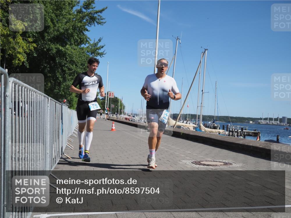 17.08.2025 - KN Förde Triathlon 2025 KatJ http://msf.ph/oto/8597504 17.08.2025 11:46:16 Laufen 269, 323 meine-sportfotos.de