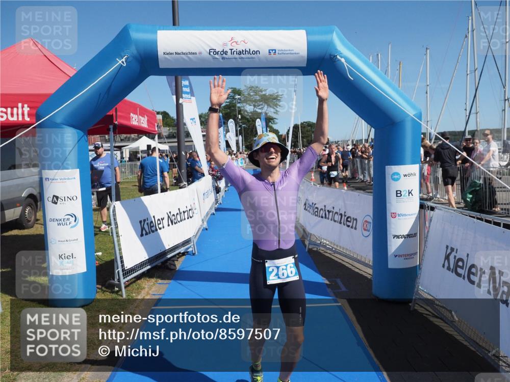 17.08.2025 - KN Förde Triathlon 2025 MichiJ http://msf.ph/oto/8597507 17.08.2025 12:07:49 Laufen 266 meine-sportfotos.de