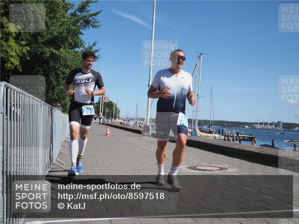 17.08.2025 - KN Förde Triathlon 2025 KatJ http://msf.ph/oto/8597518 17.08.2025 11:46:17 Laufen 268, 269, 323 meine-sportfotos.de
